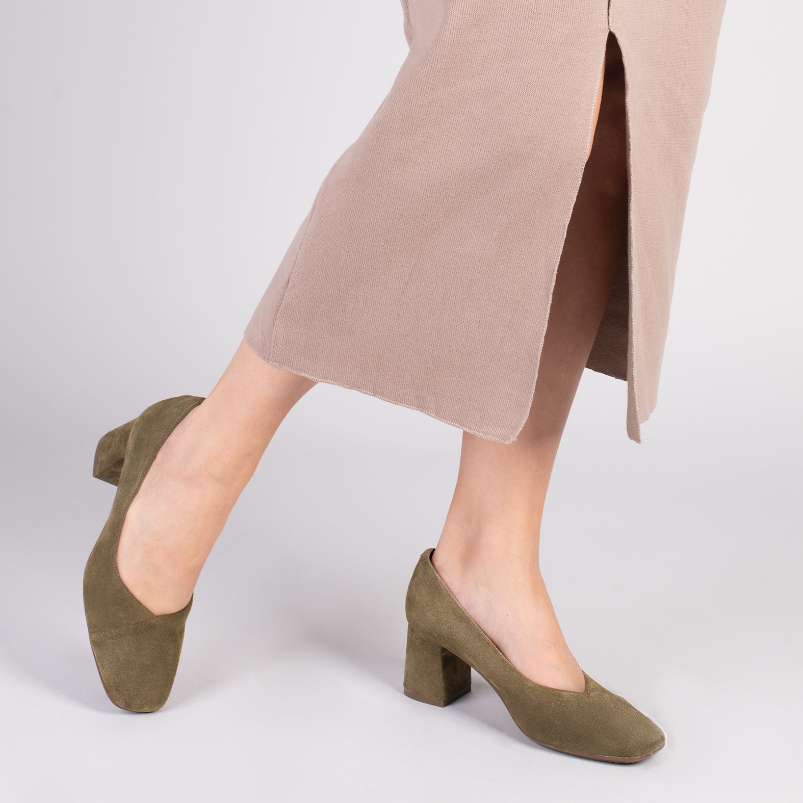 Medium heels cross strap khaki – Berti Boutique